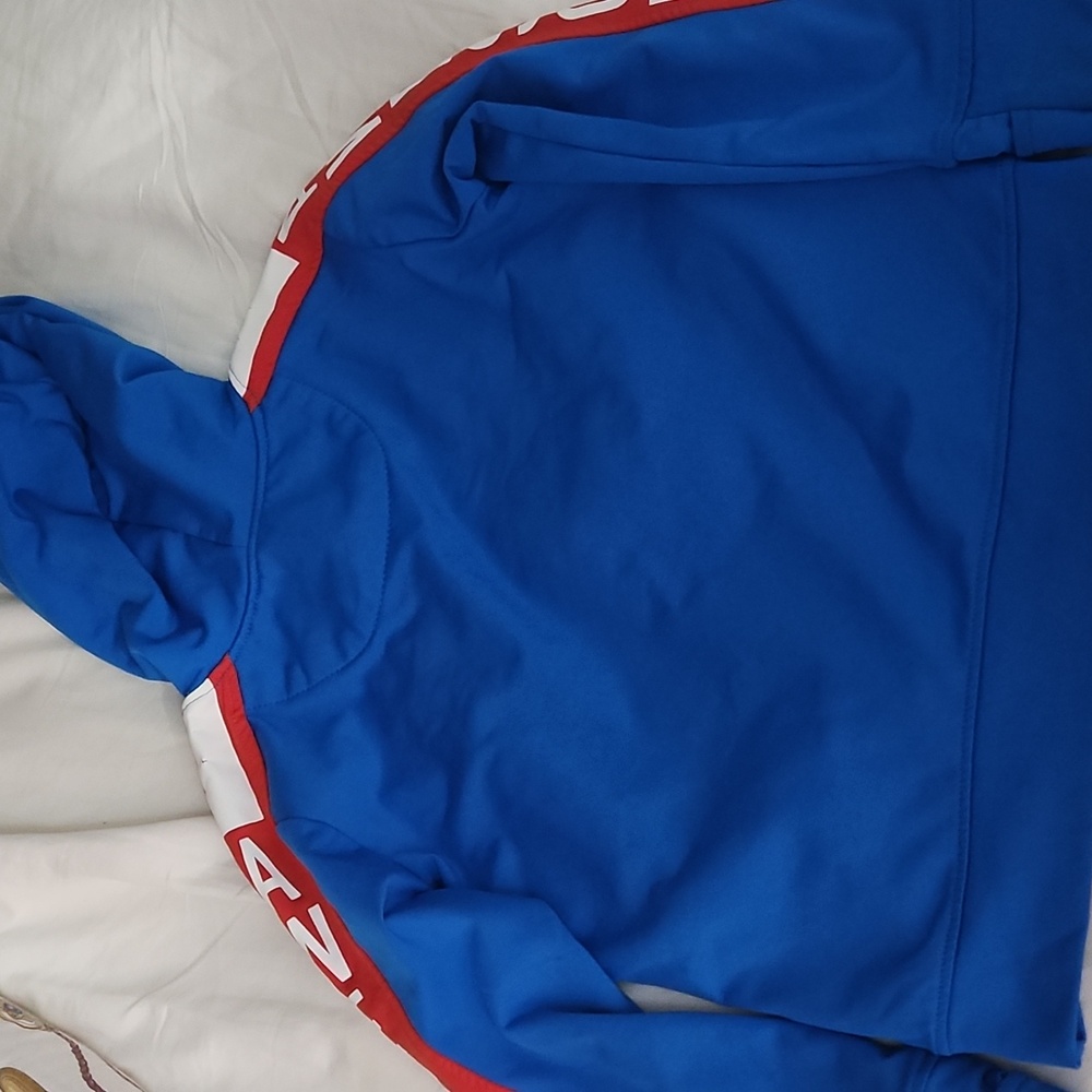 Sweatshirt - Picture 2 of 2